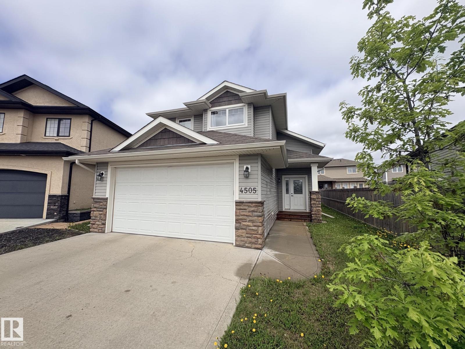 4505 38 Street Property Photo 1