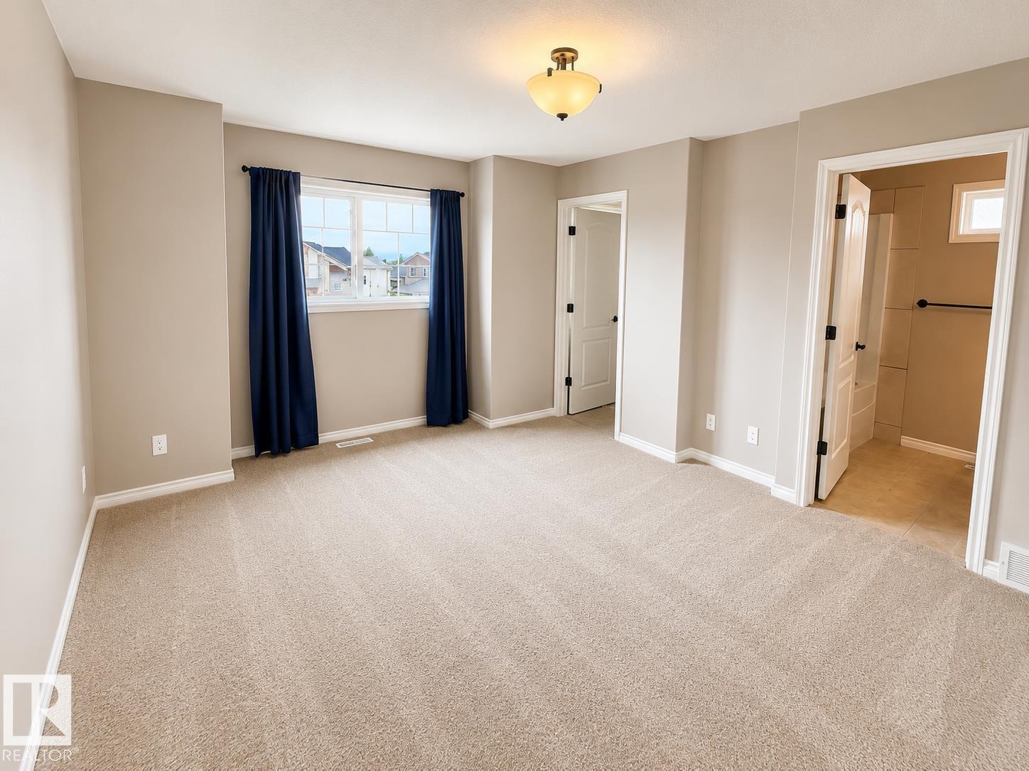 4505 38 Street Property Photo 13