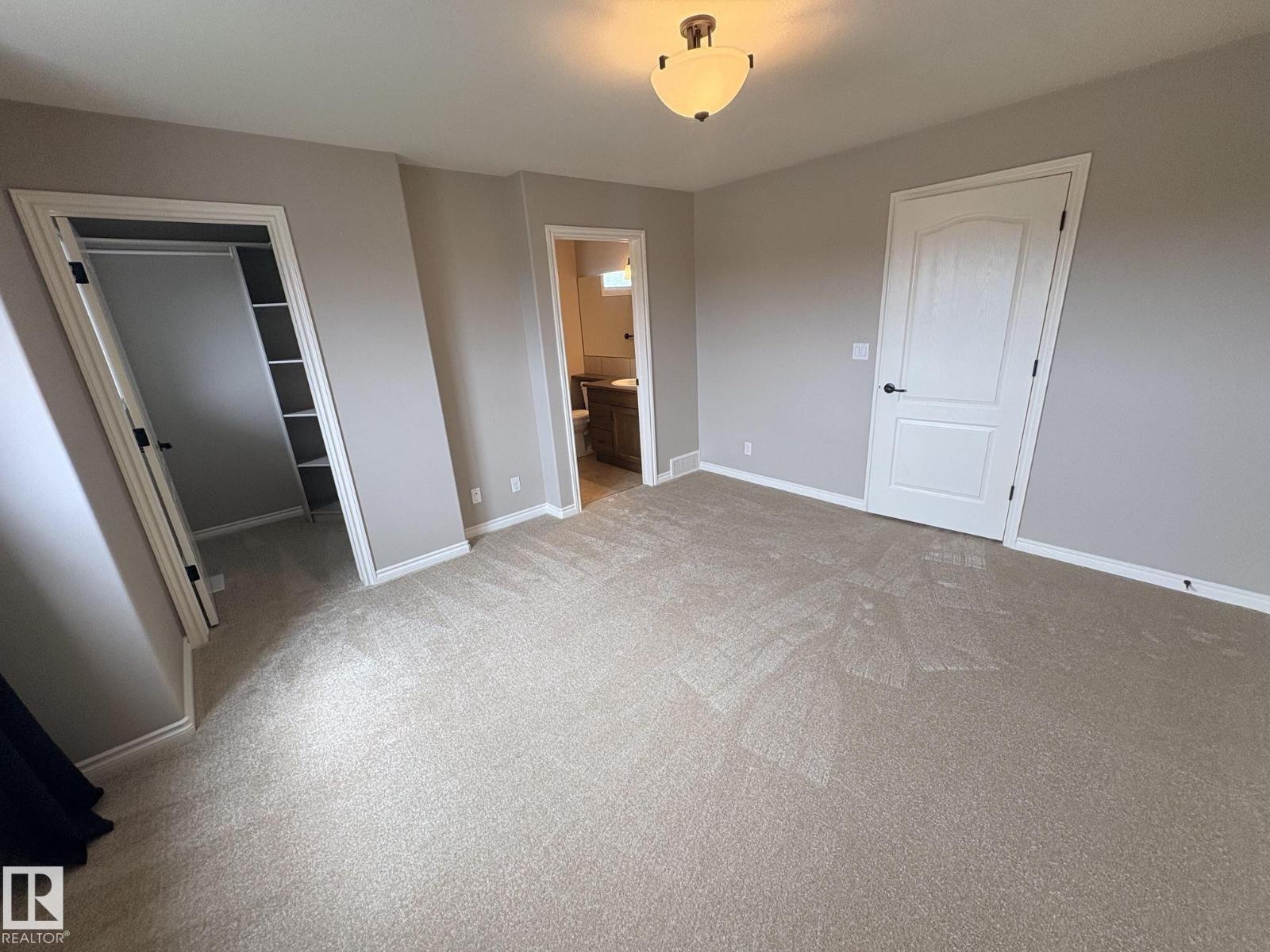 4505 38 Street Property Photo 17