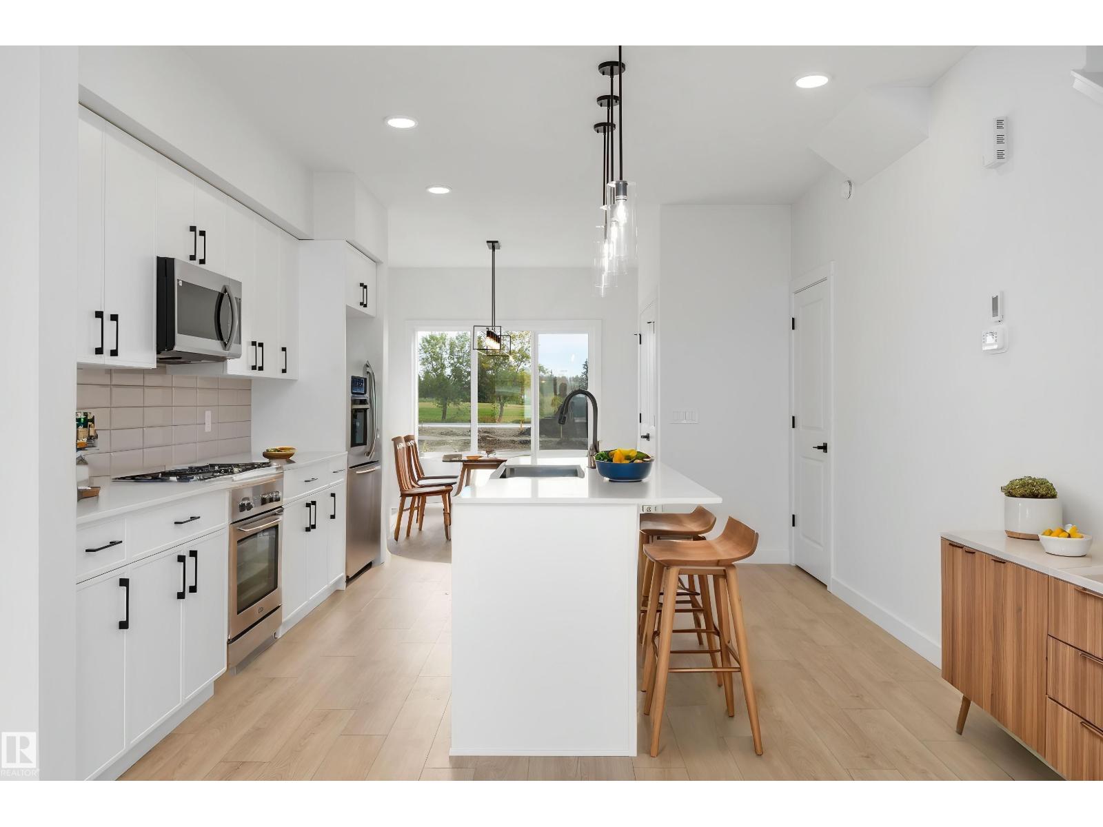 4205 63 St Property Photo 10