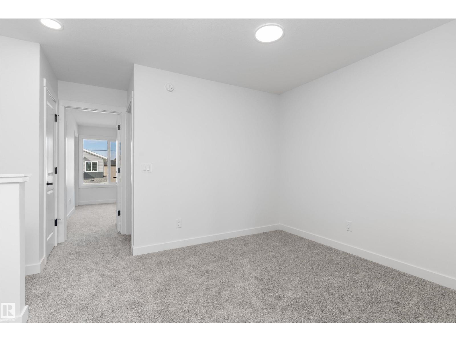 4205 63 St Property Photo 23