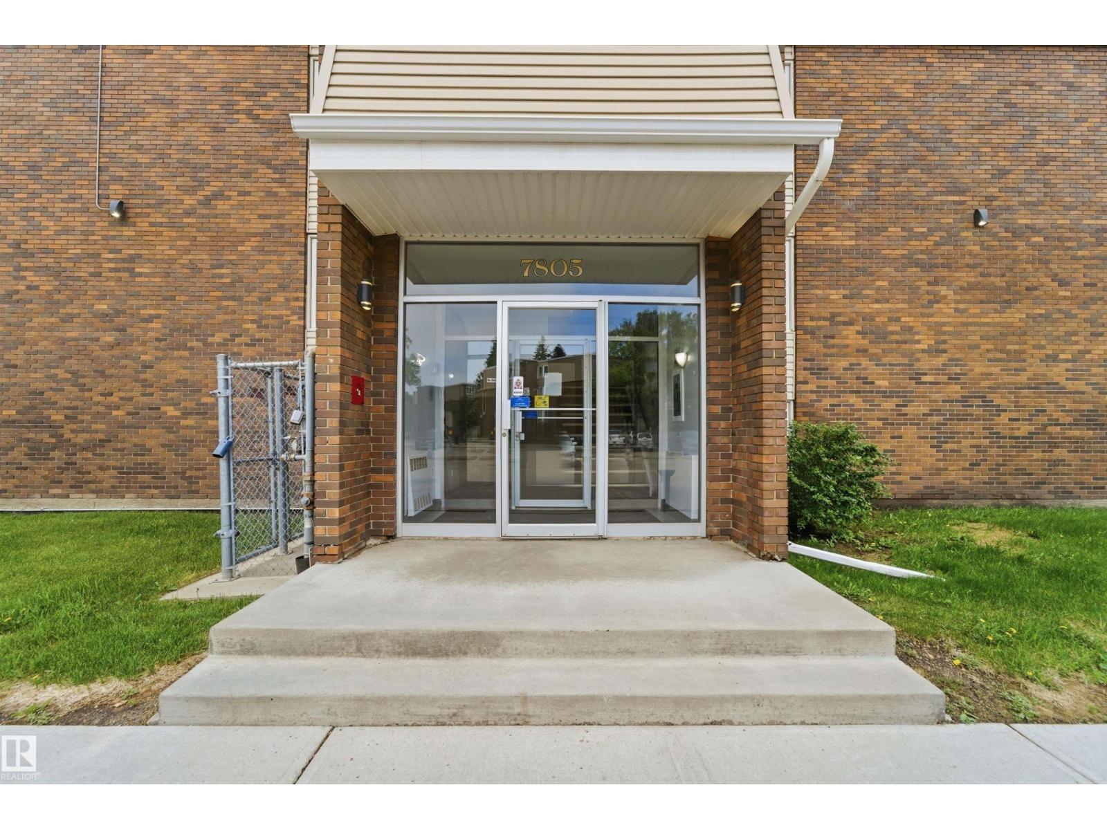 #110 7805 159 ST NW