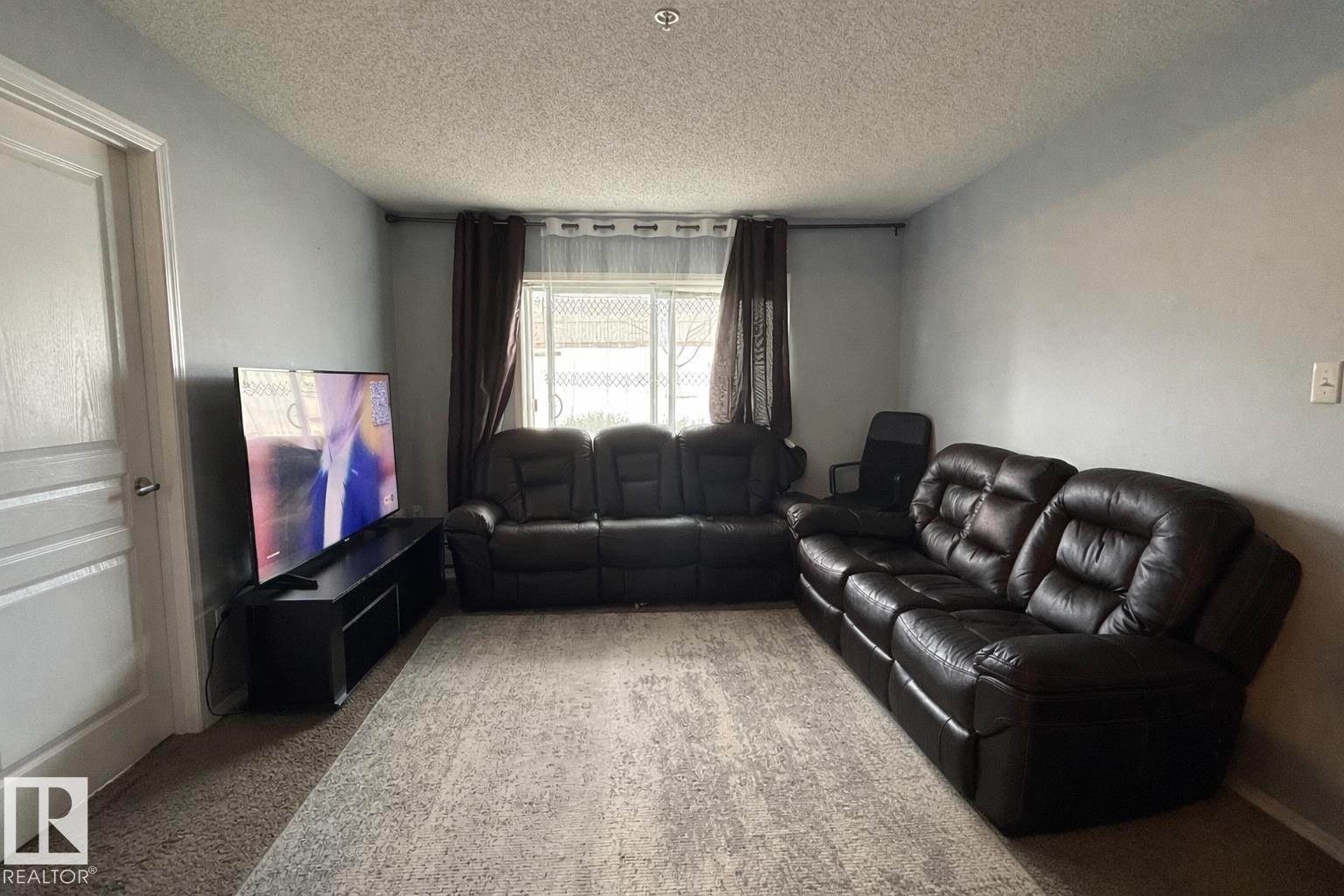 #133 301 Clareview Station Dr Nw Property Photo 4