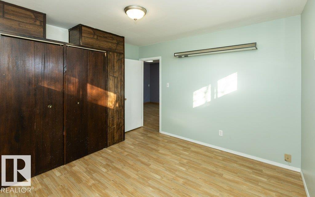9836 100 St Property Photo 21