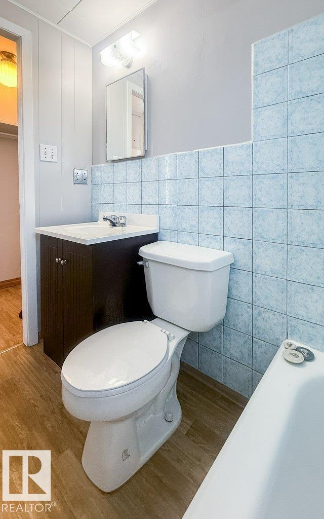 9836 100 St Property Photo 23