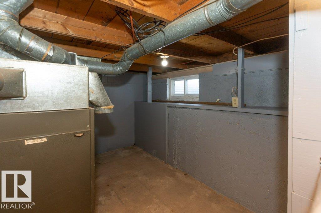 9836 100 St Property Photo 31