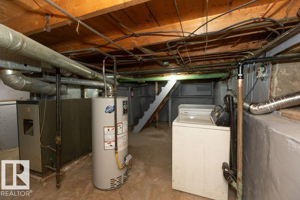 9836 100 St Property Photo 34