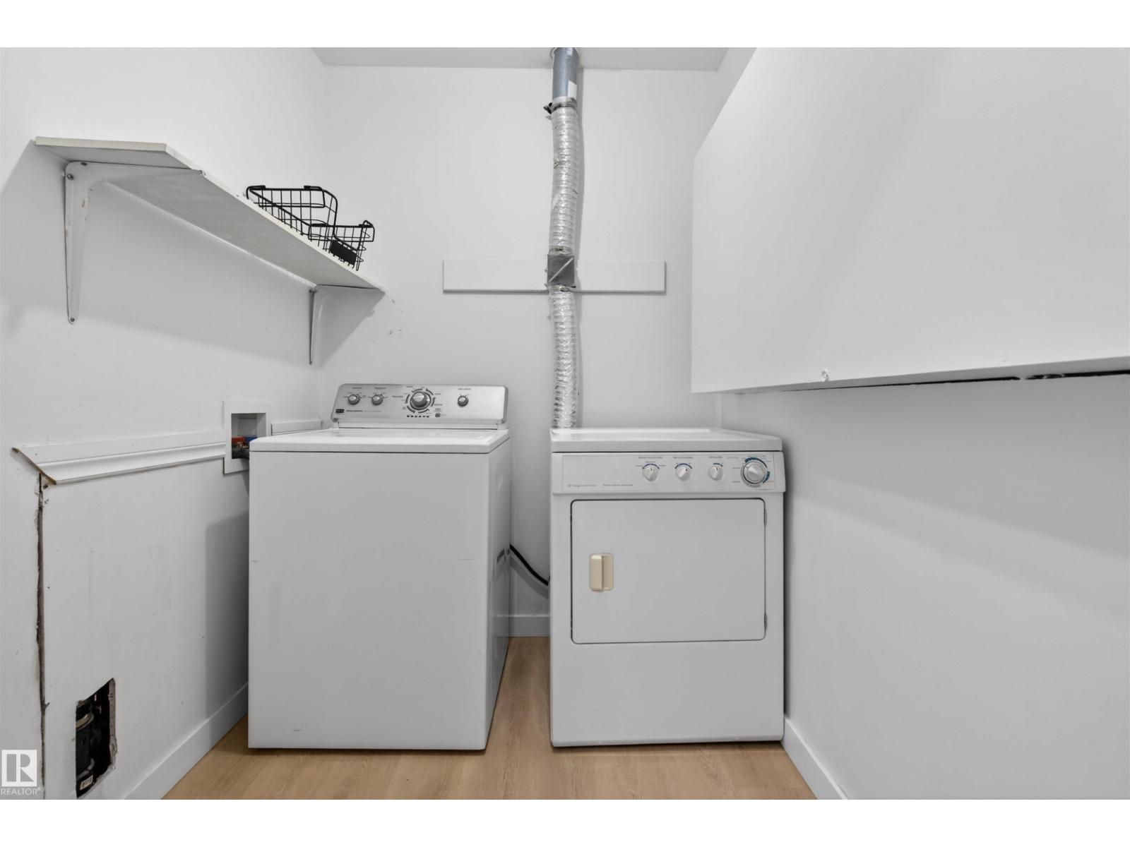 7304/7306 78 Av Nw Property Photo 10