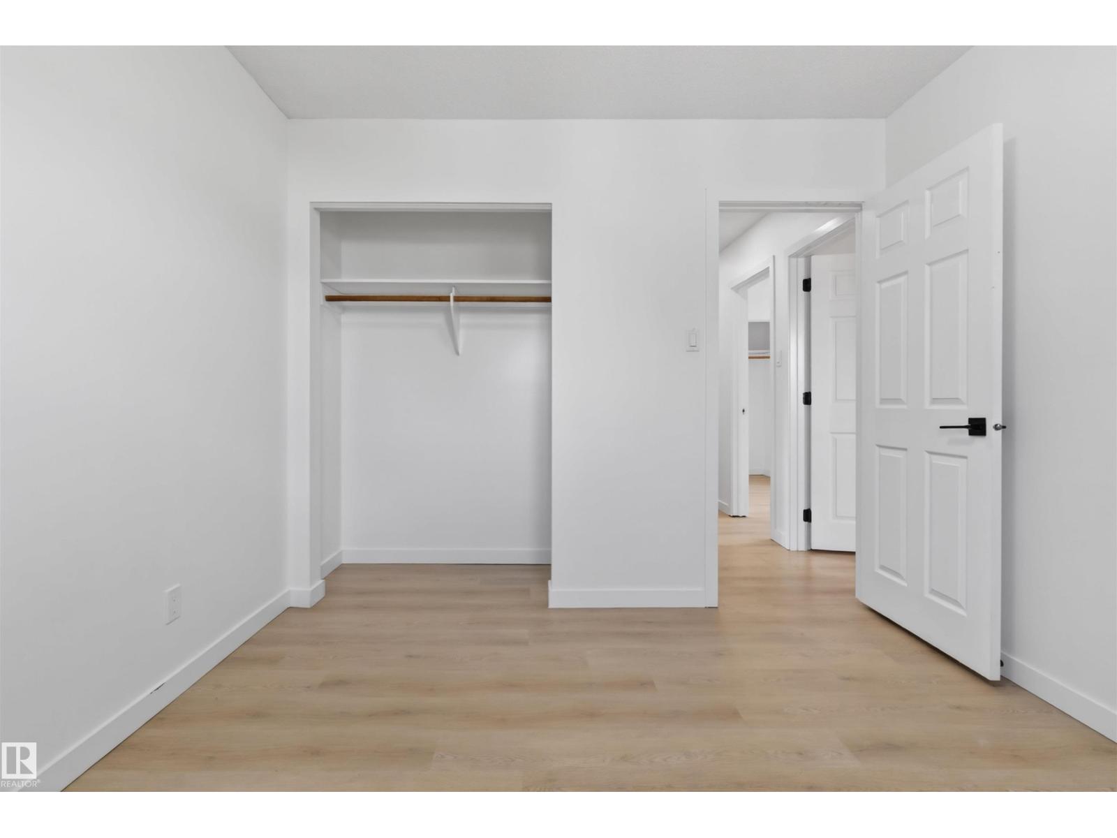 7304/7306 78 Av Nw Property Photo 19