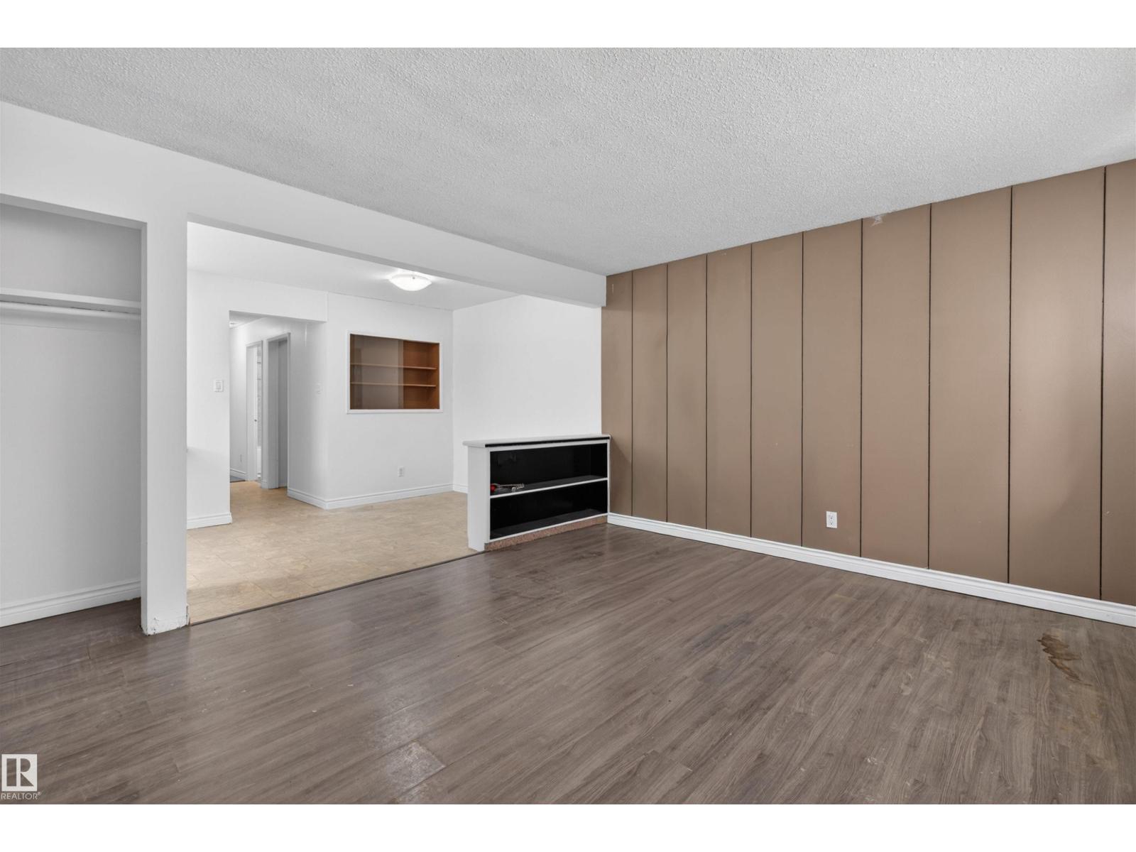 7304/7306 78 Av Nw Property Photo 27