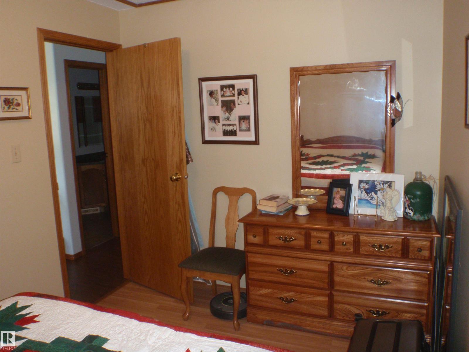 3 Hillside Av Property Photo 39