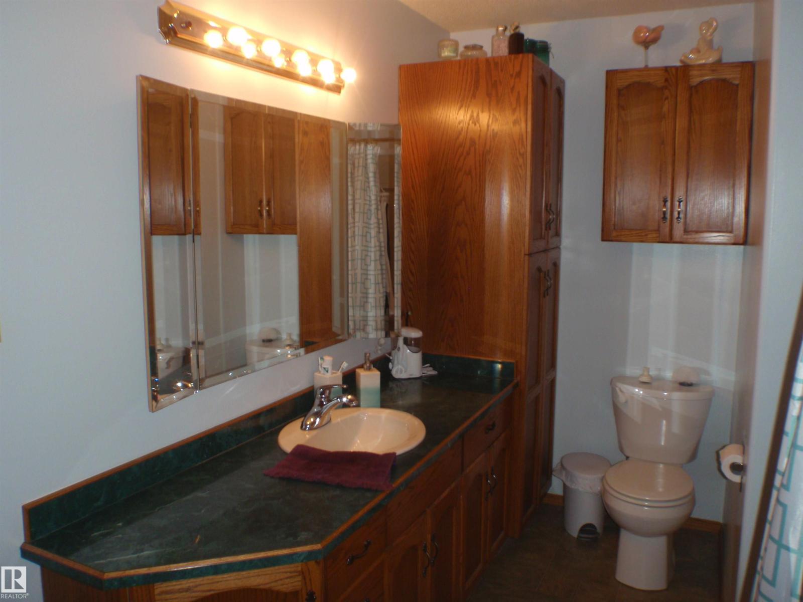 3 Hillside Av Property Photo 41