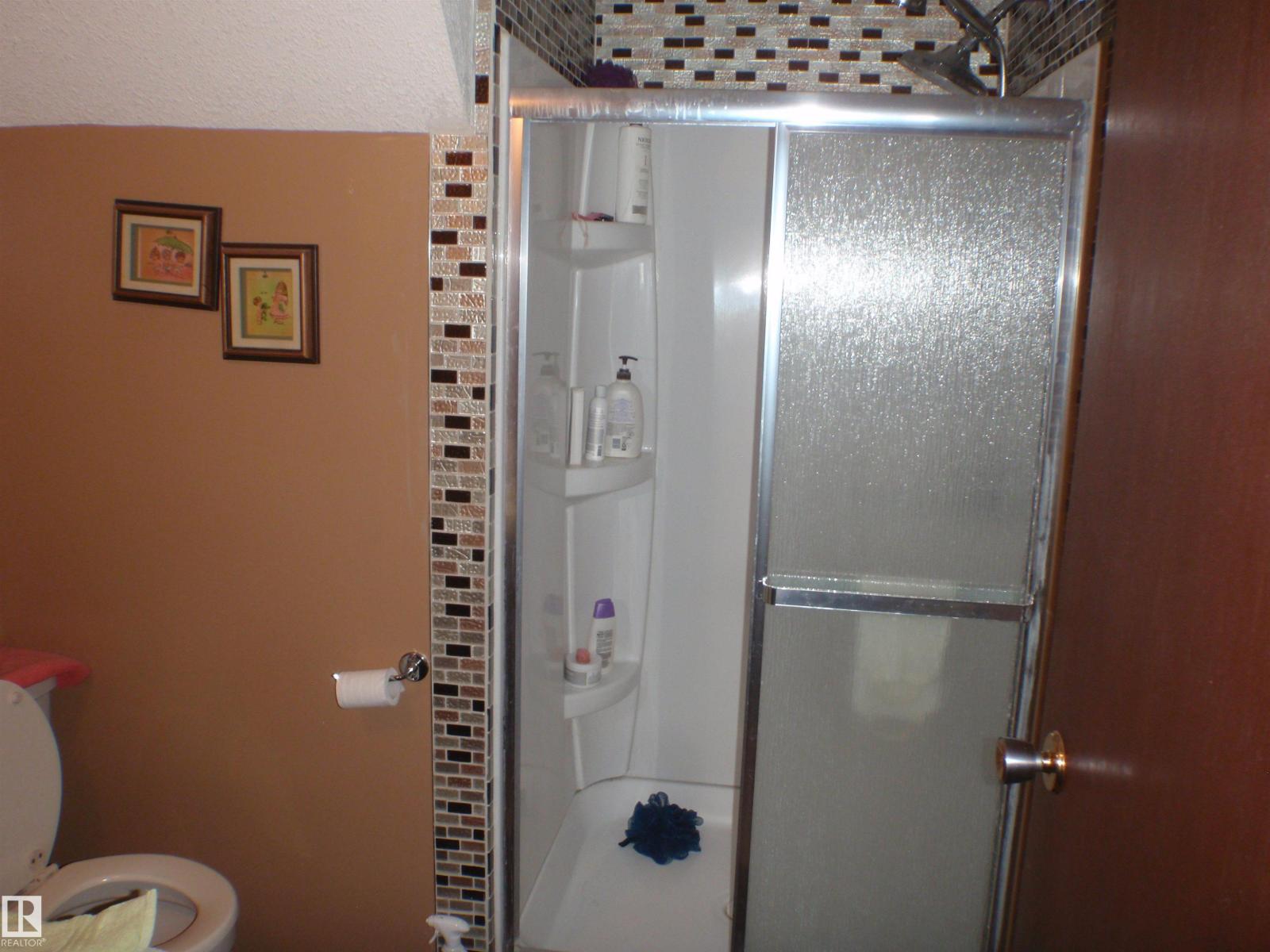 3 Hillside Av Property Photo 58