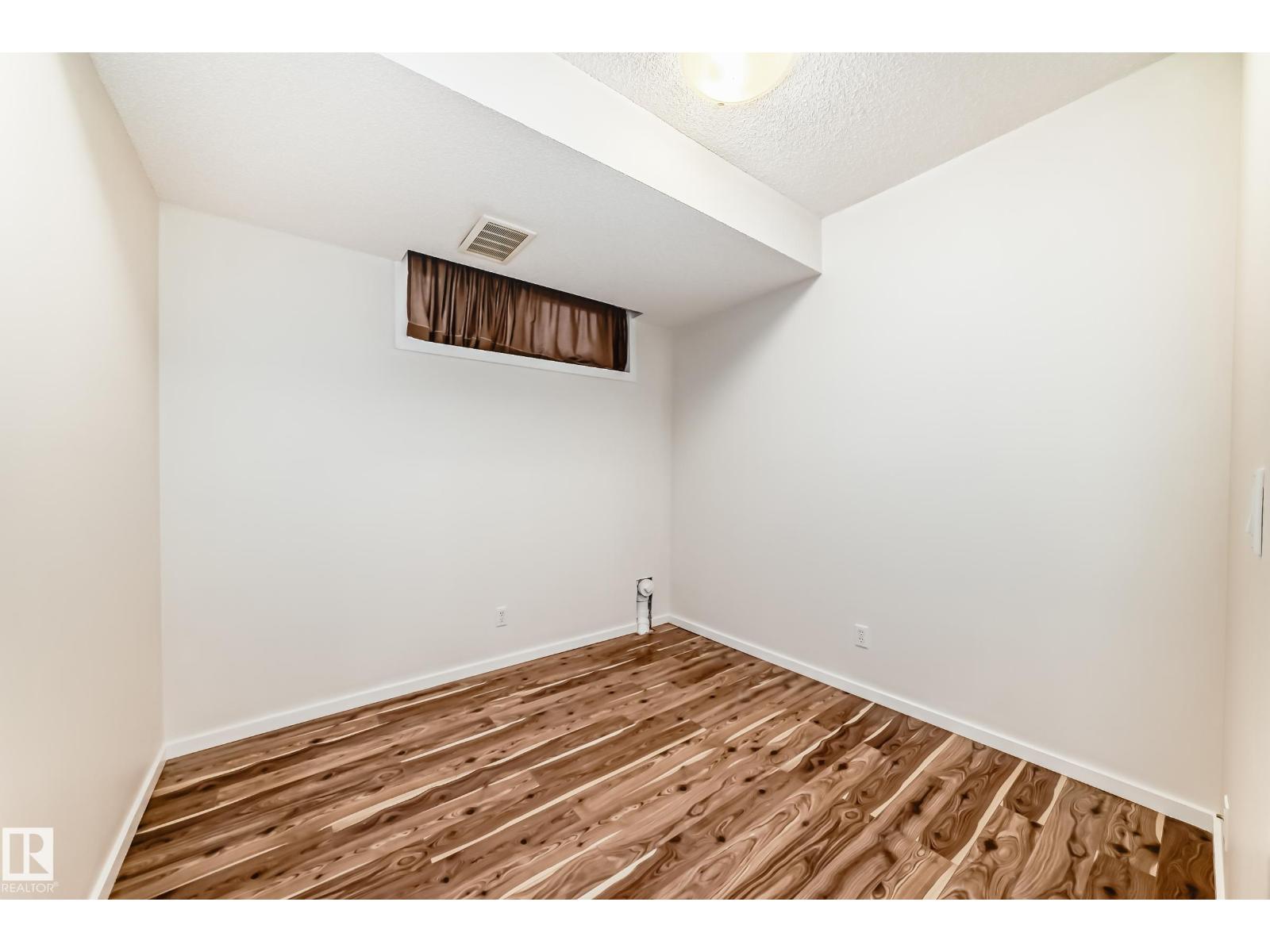 18103 77 St Nw Property Photo 45