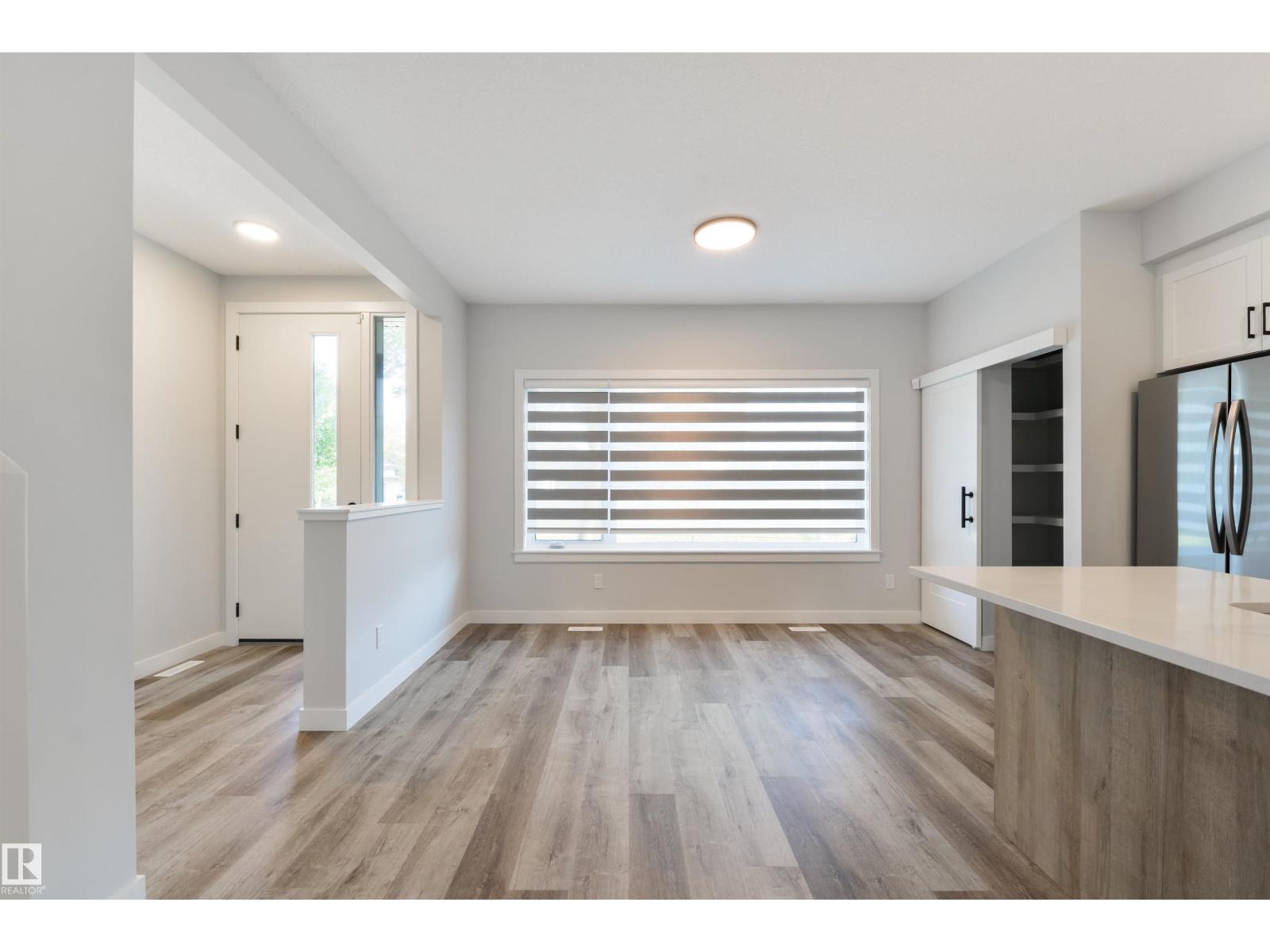 8313 76 Av Nw Property Photo 10