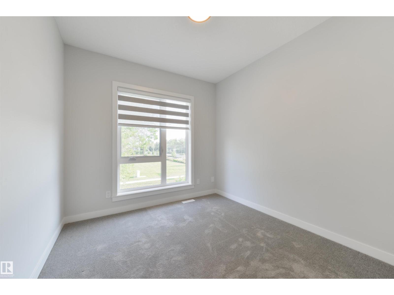 8313 76 Av Nw Property Photo 23