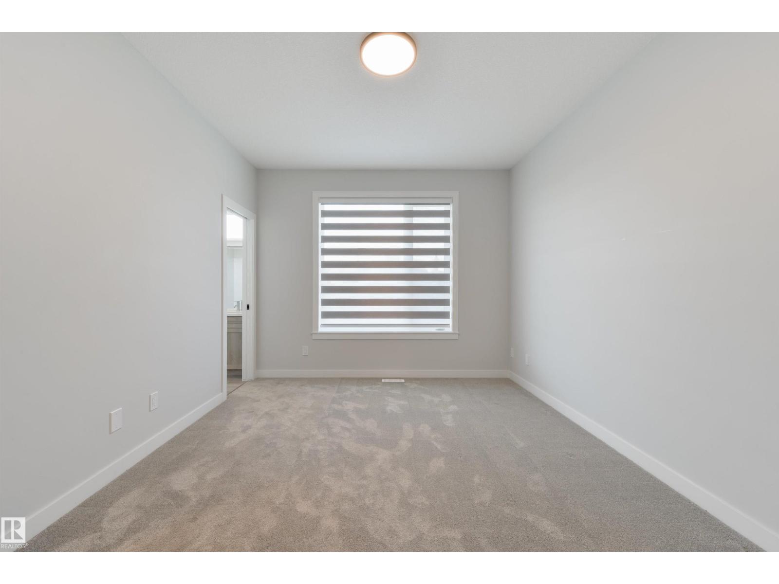 8313 76 Av Nw Property Photo 27