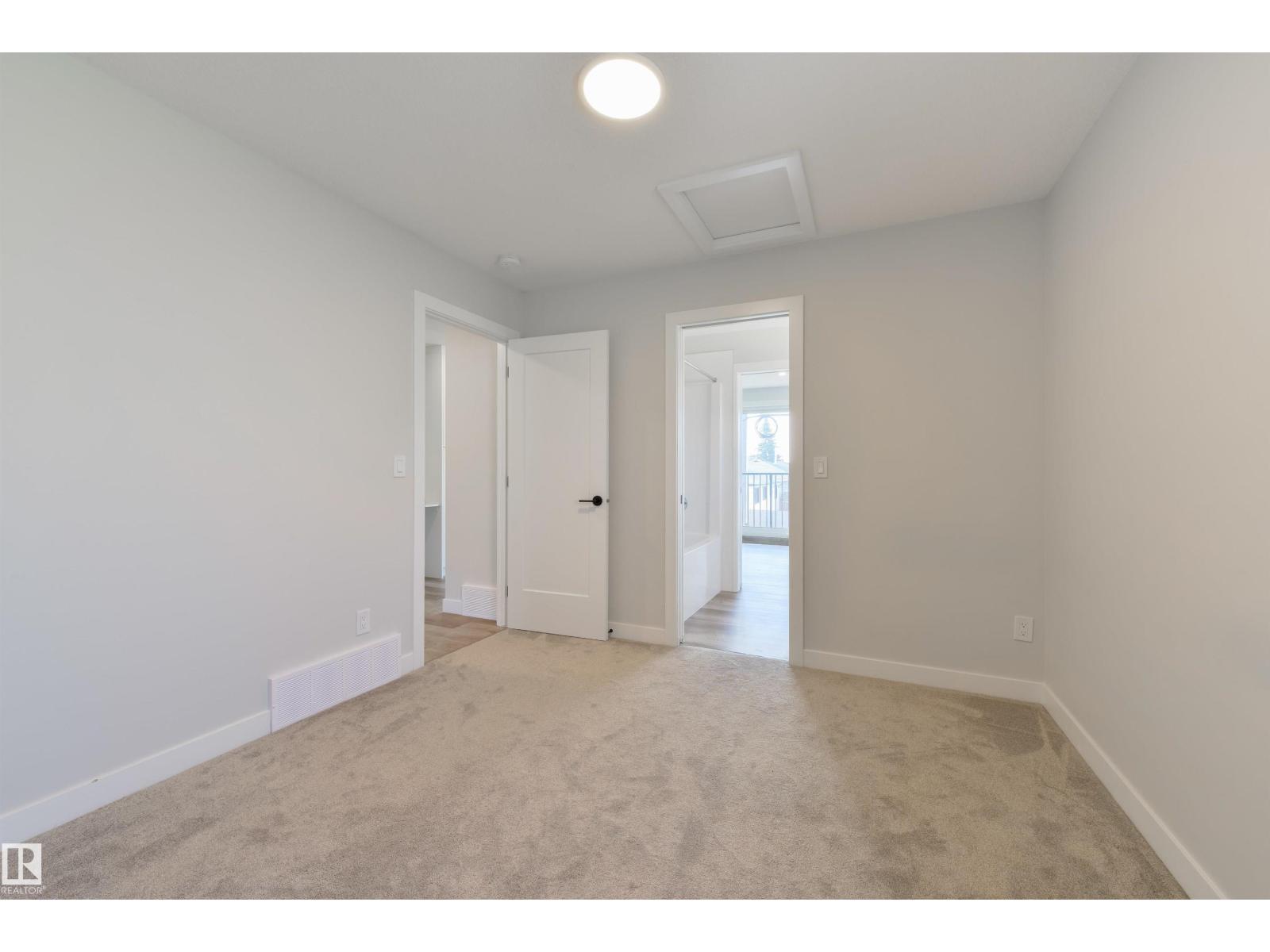 8313 76 Av Nw Property Photo 52