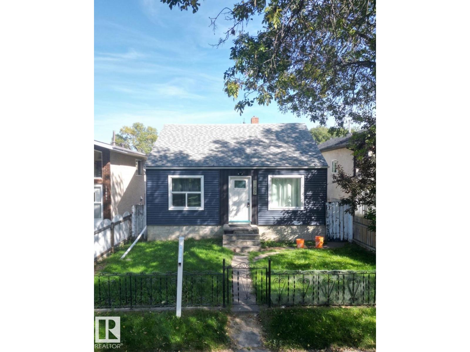 11429 89 ST NW Property Photo 1