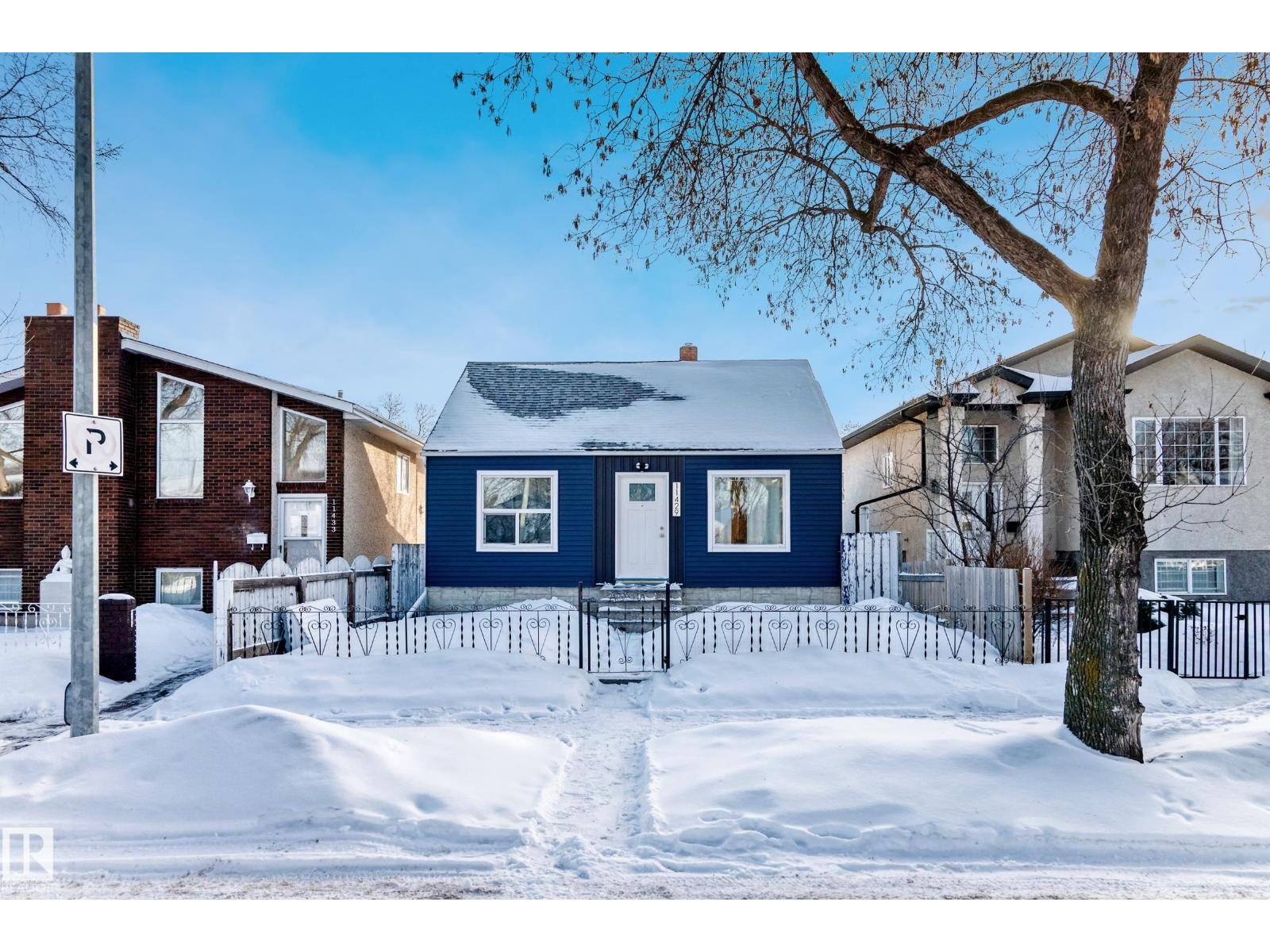 11429 89 St Nw Property Photo 2