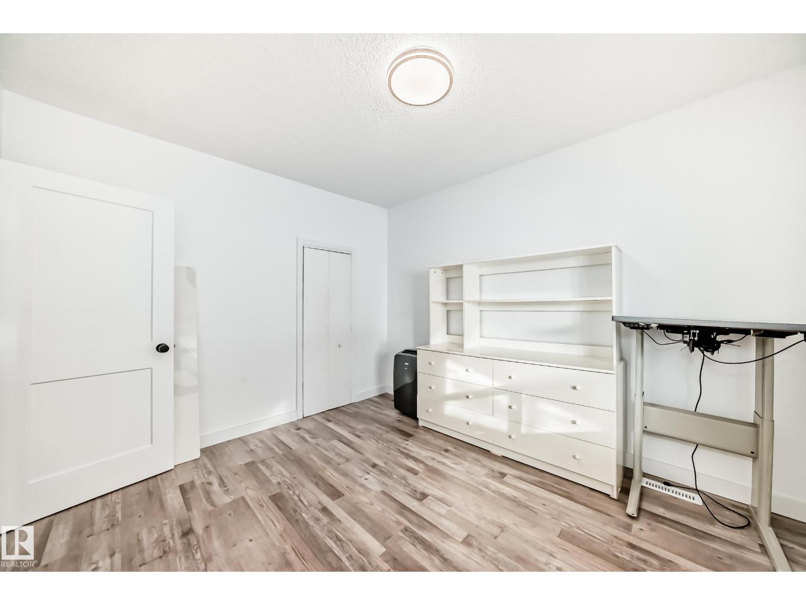 11429 89 St Nw Property Photo 22