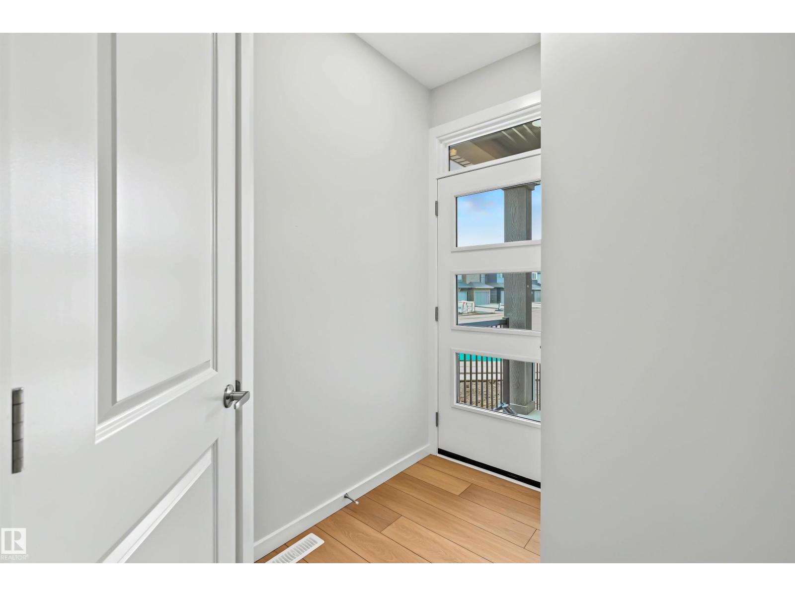 19631 30 Avenue Nw Property Photo 2