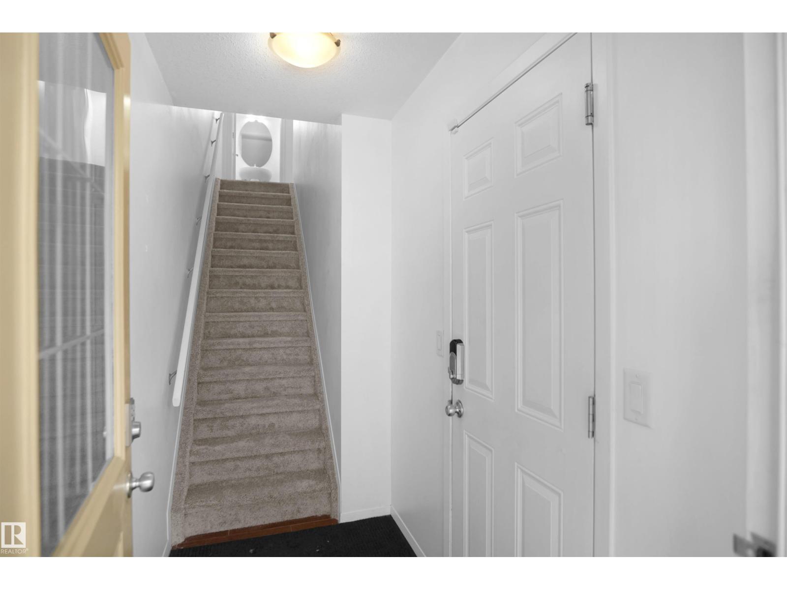 #13 3751 12 St Nw Property Photo 4