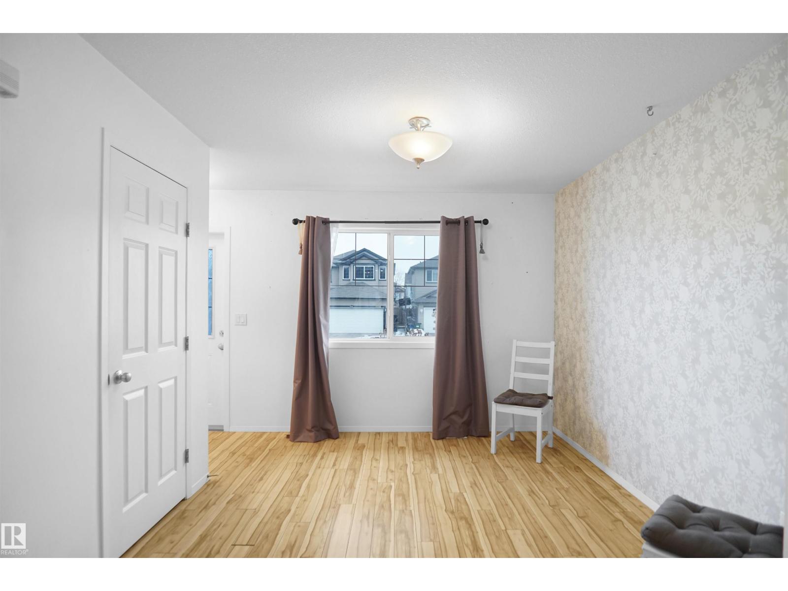 #13 3751 12 St Nw Property Photo 7