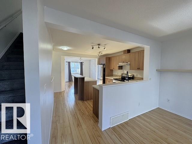 #13 3751 12 St Nw Property Photo 9
