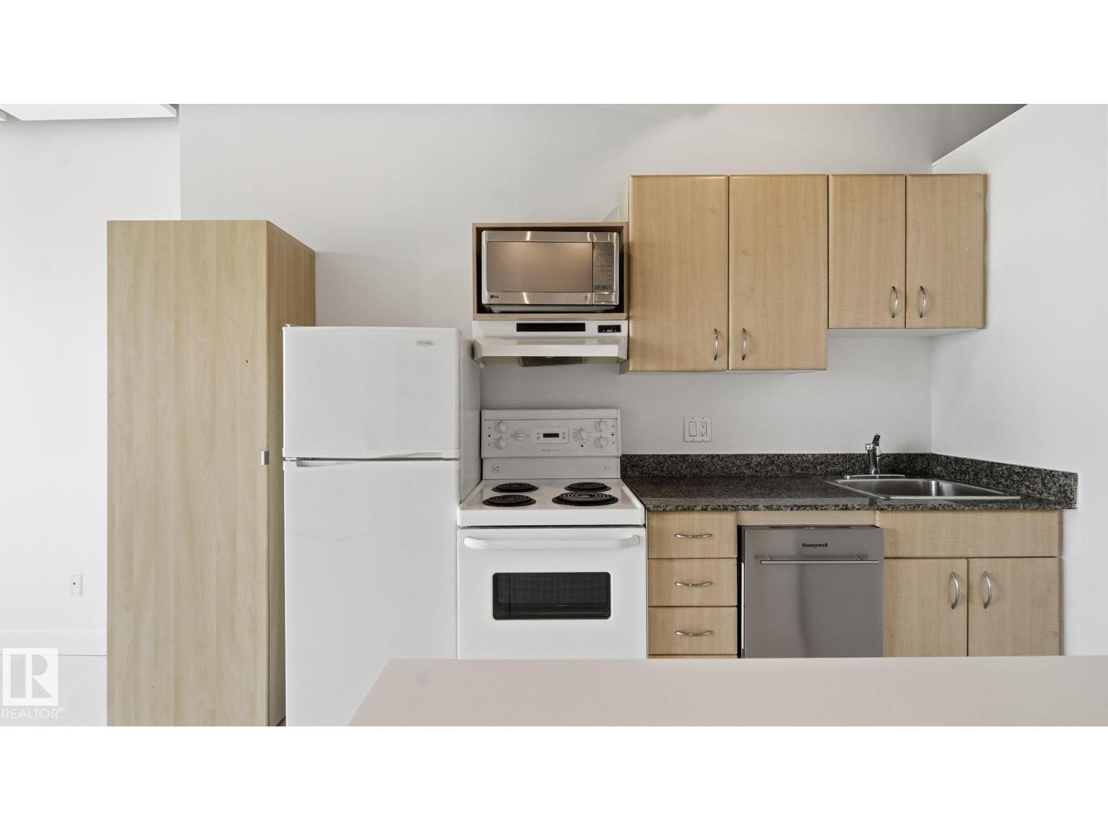 #1707 10024 Jasper Av Nw Property Photo 4