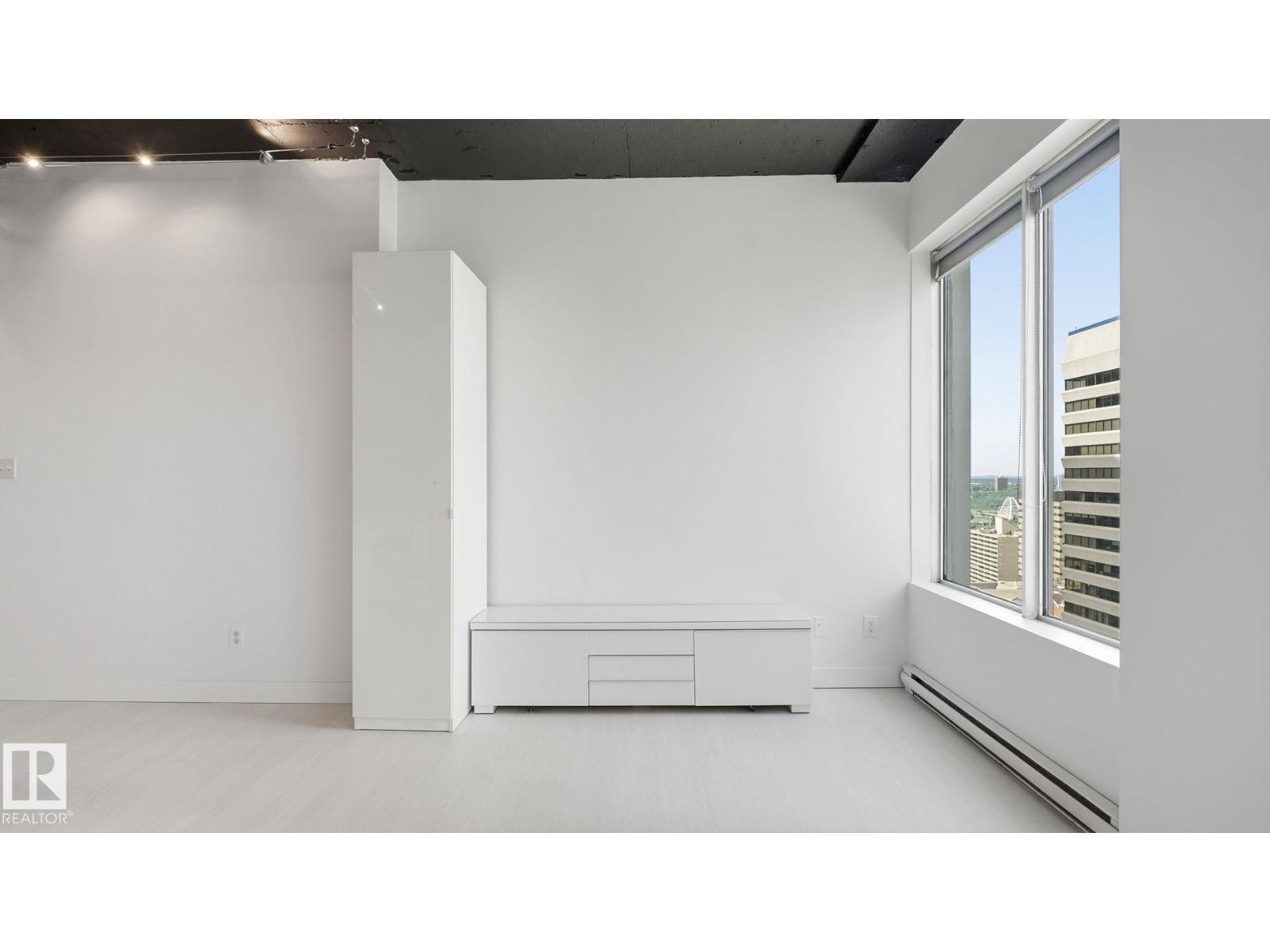 #1707 10024 Jasper Av Nw Property Photo 11