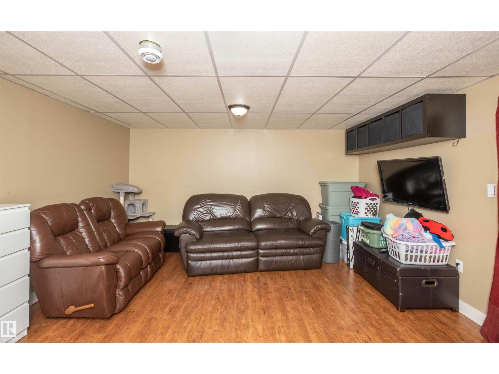 10232 101 St Property Photo 50