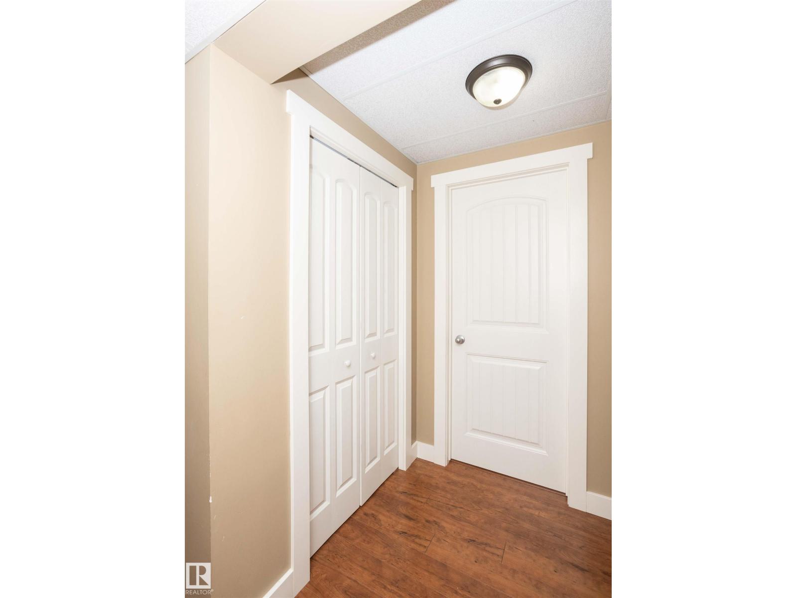 10232 101 St Property Photo 52