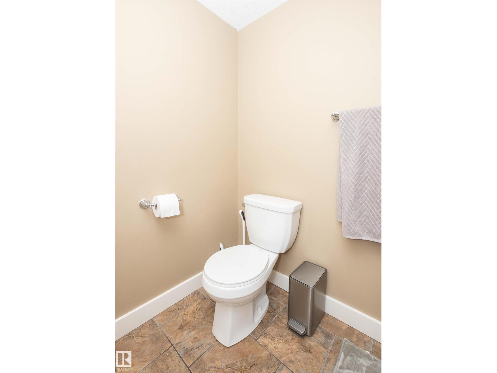 10232 101 St Property Photo 54
