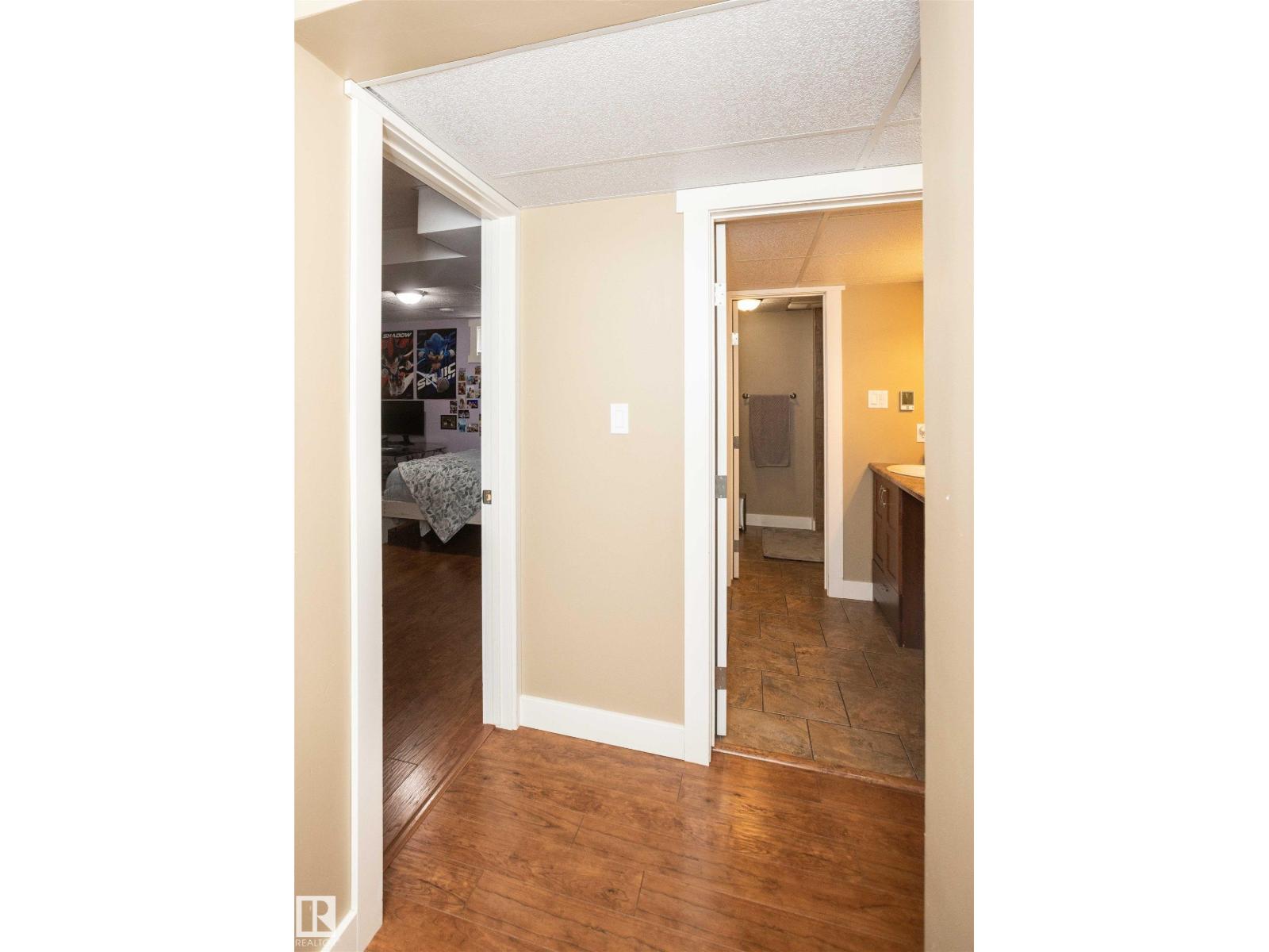 10232 101 St Property Photo 57