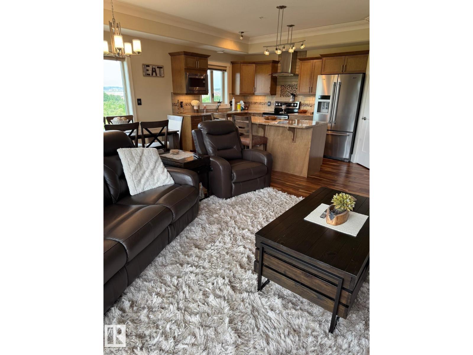 #302 5201 Brougham Dr Property Photo 6
