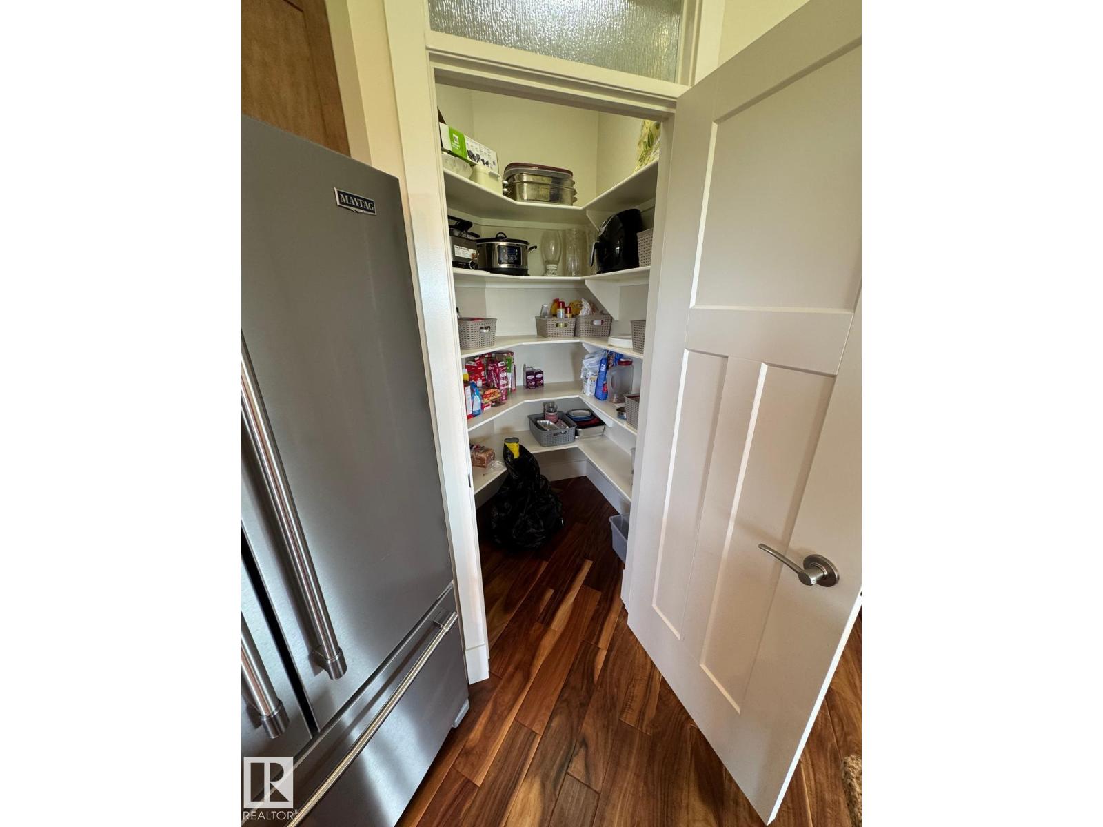 #302 5201 Brougham Dr Property Photo 13