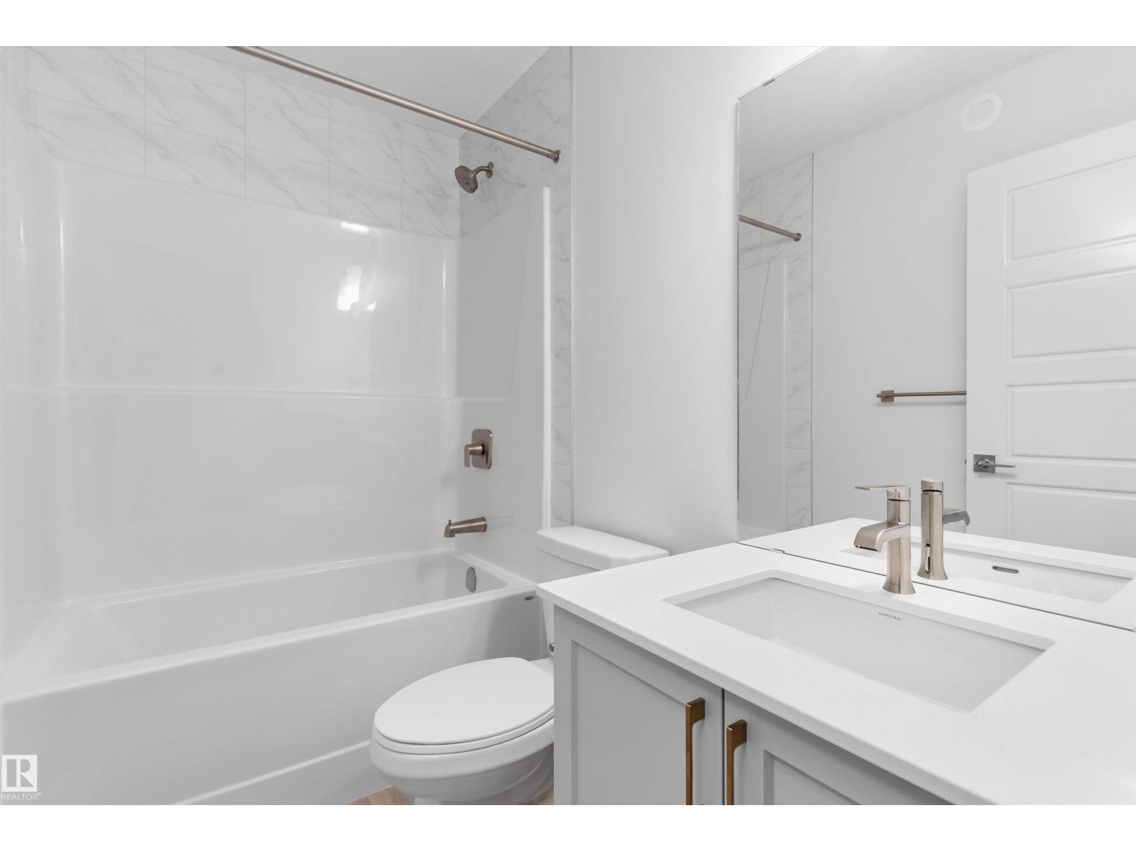 19005 24 Av Nw Property Photo 27