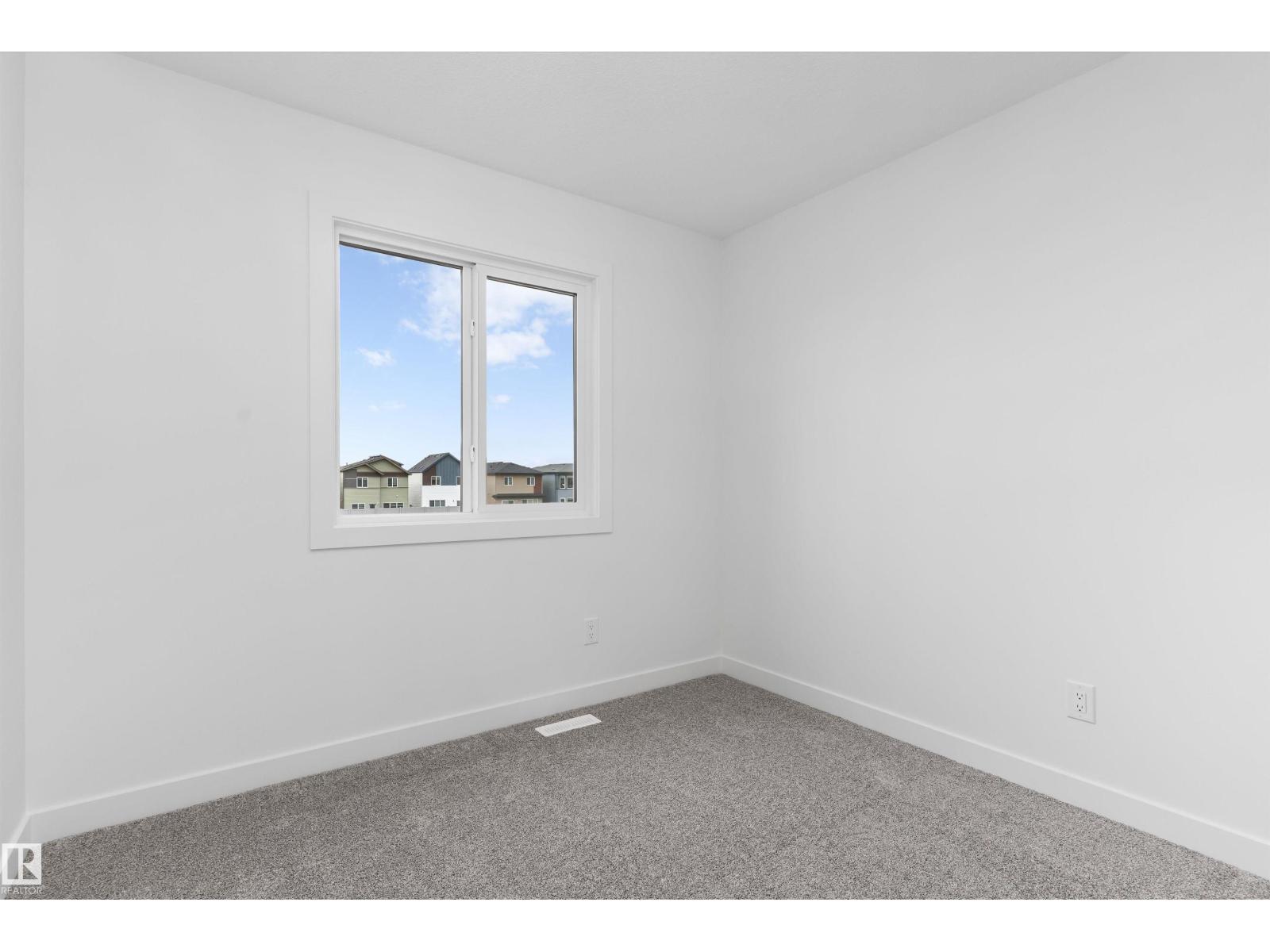 19005 24 Av Nw Property Photo 30