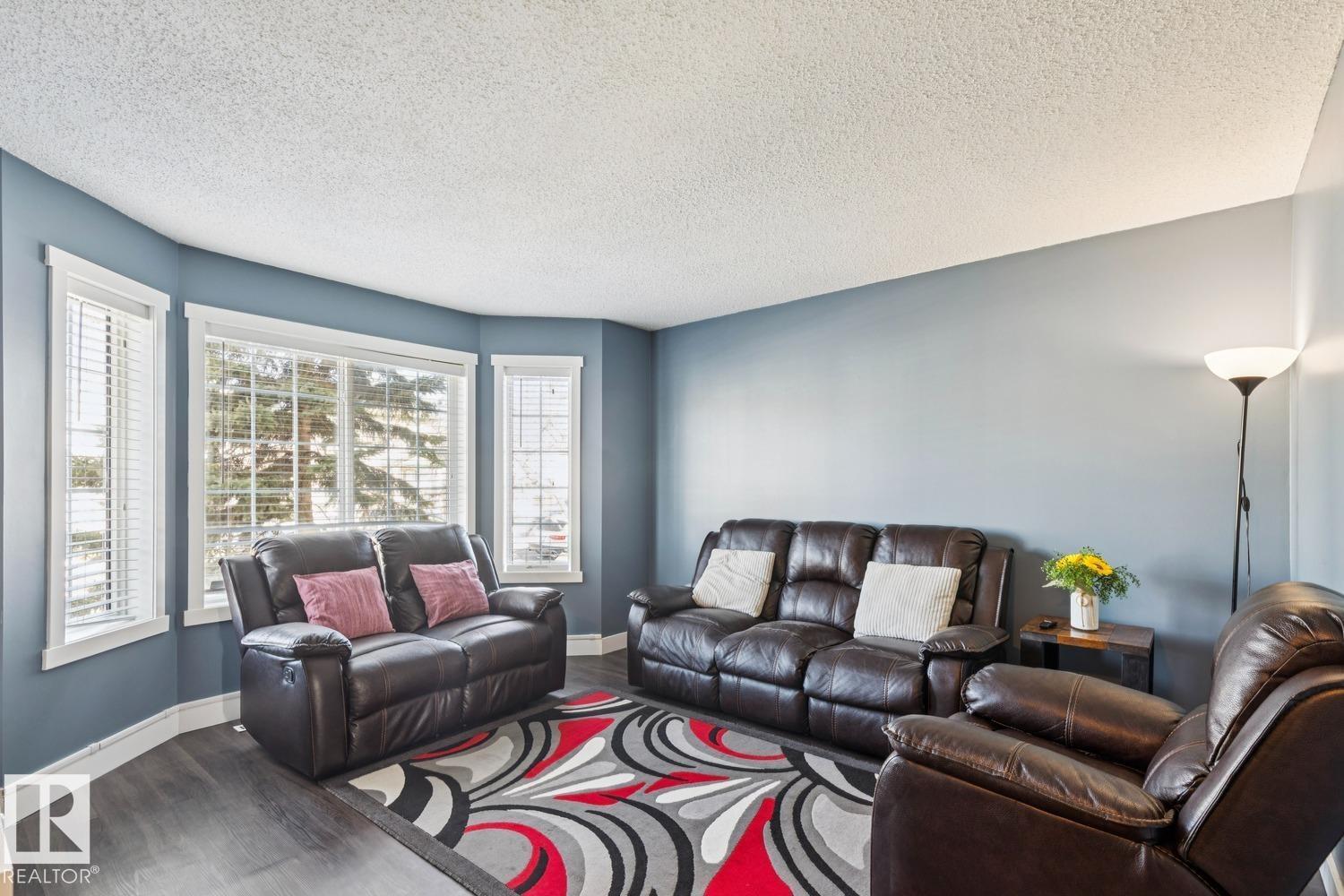 15043 132 St Nw Property Photo 3