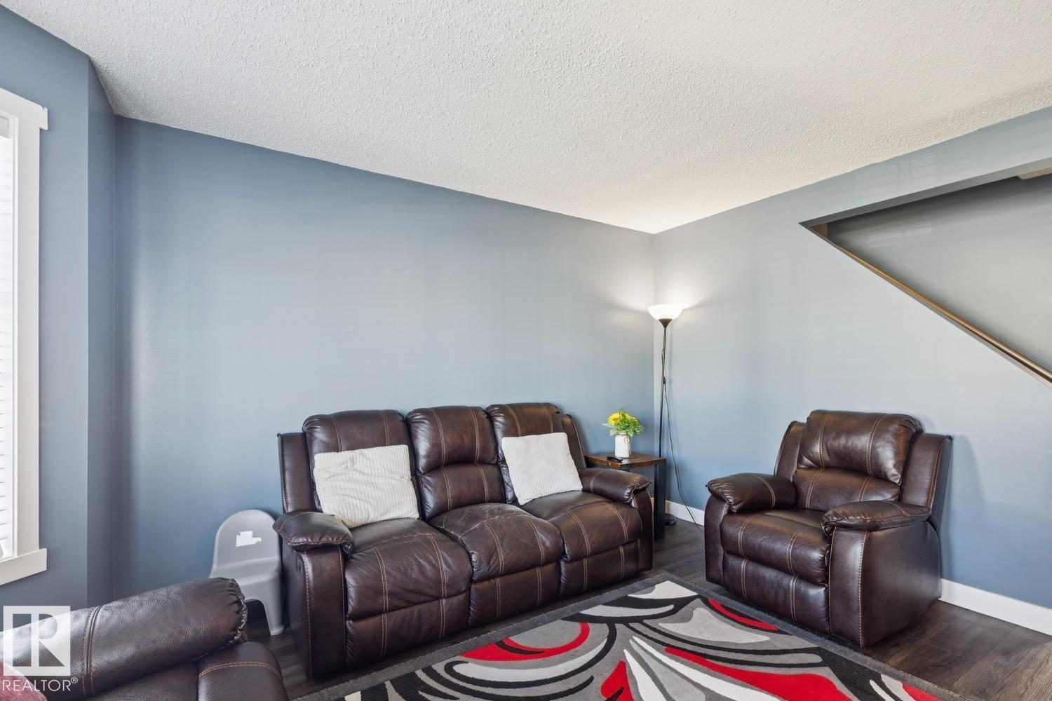 15043 132 St Nw Property Photo 4
