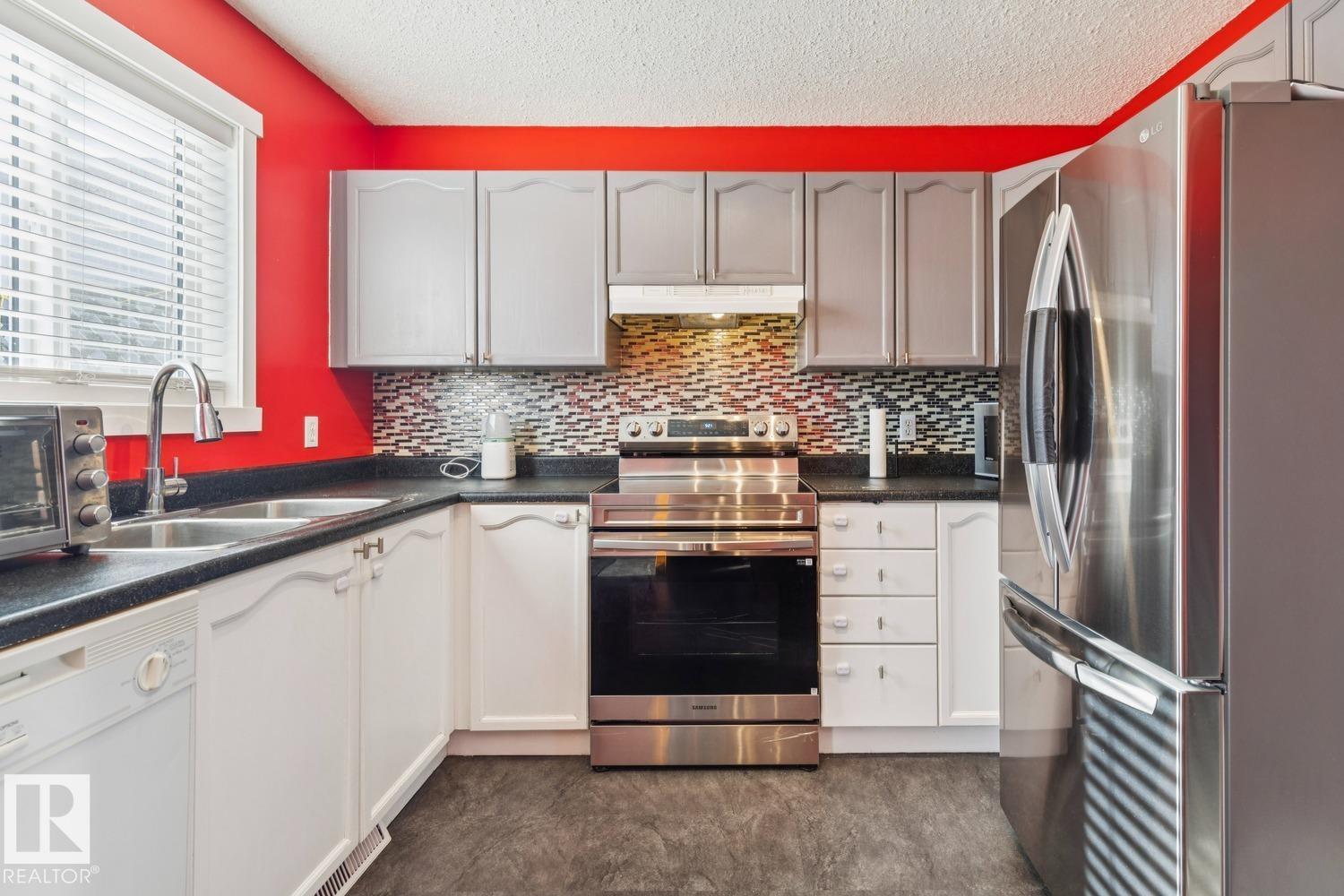 15043 132 St Nw Property Photo 11