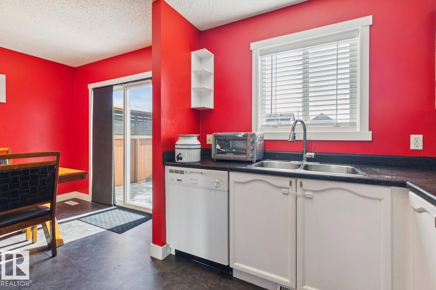 15043 132 St Nw Property Photo 14