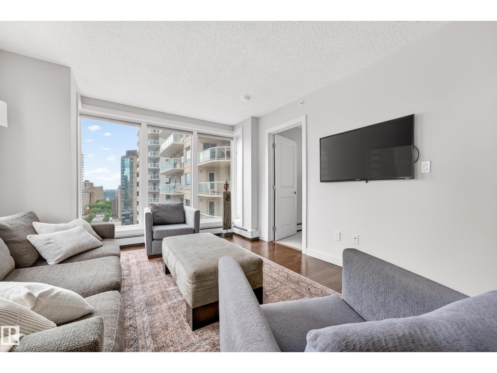 #1701 10180 104 St Nw Property Photo 20