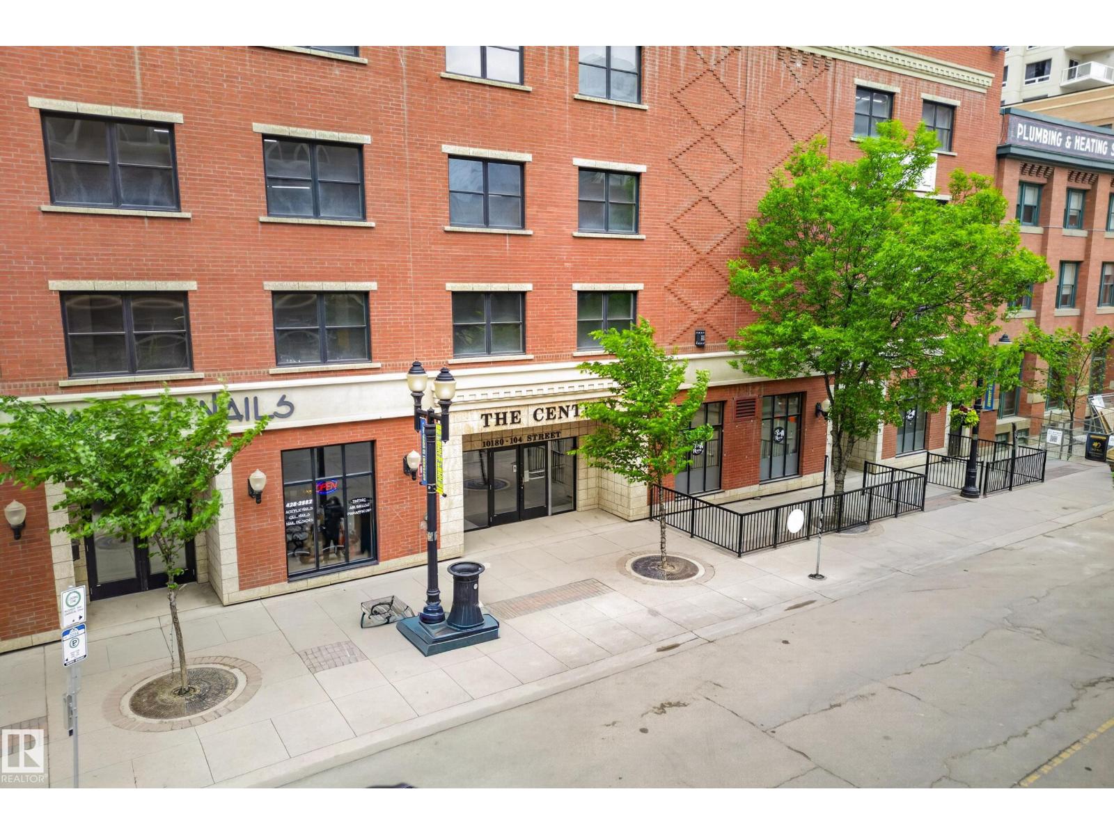 #1701 10180 104 St Nw Property Photo 30