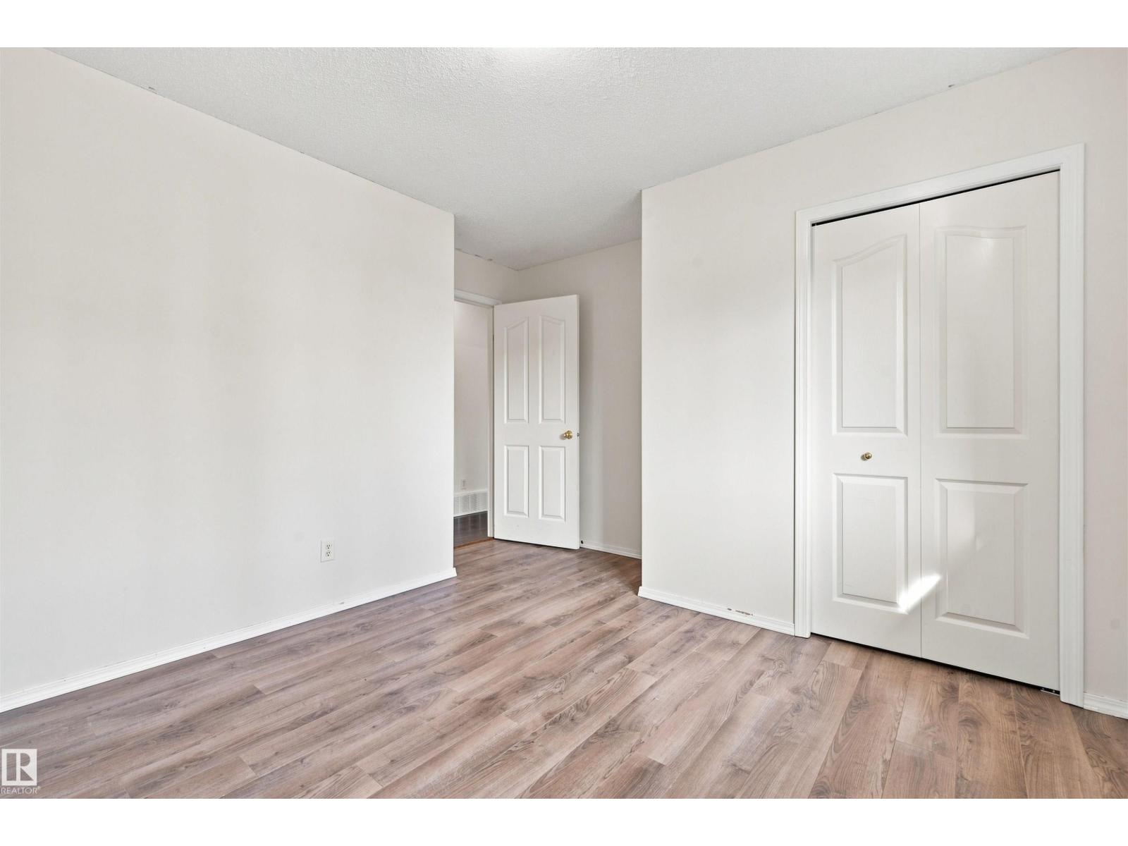 2612 6 Av Property Photo 16