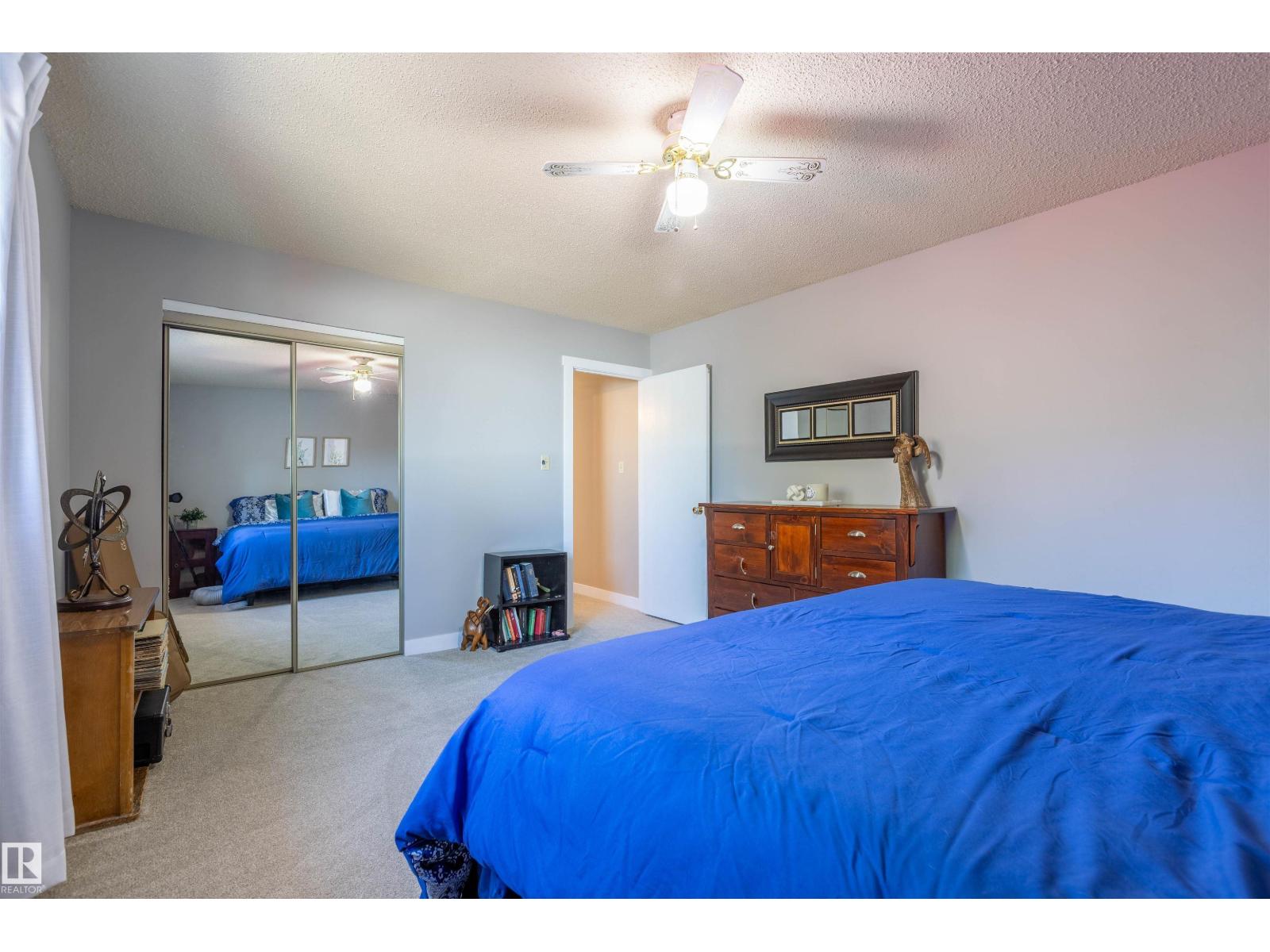 5115 49 Av Property Photo 21