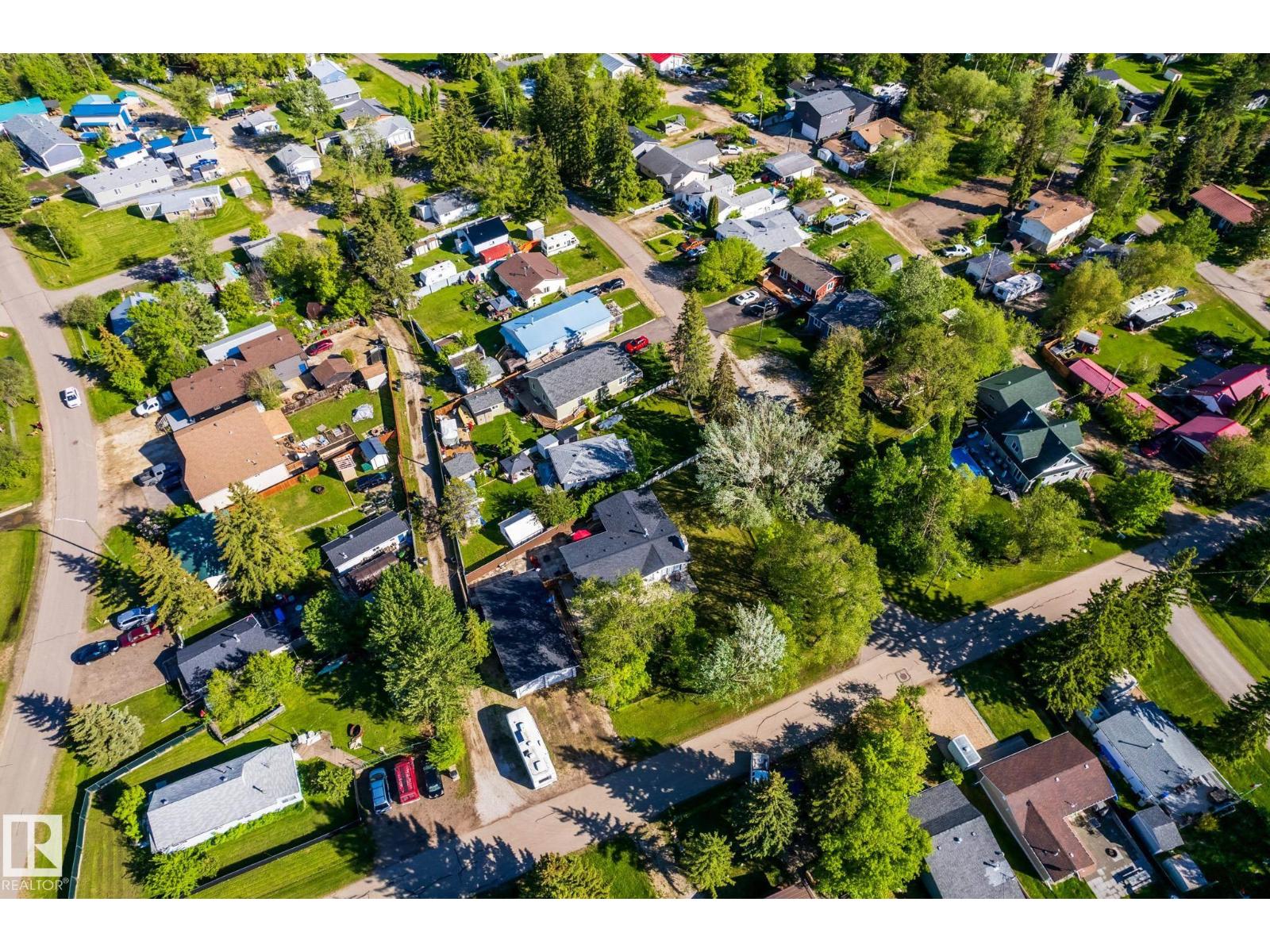 5115 49 Av Property Photo 59