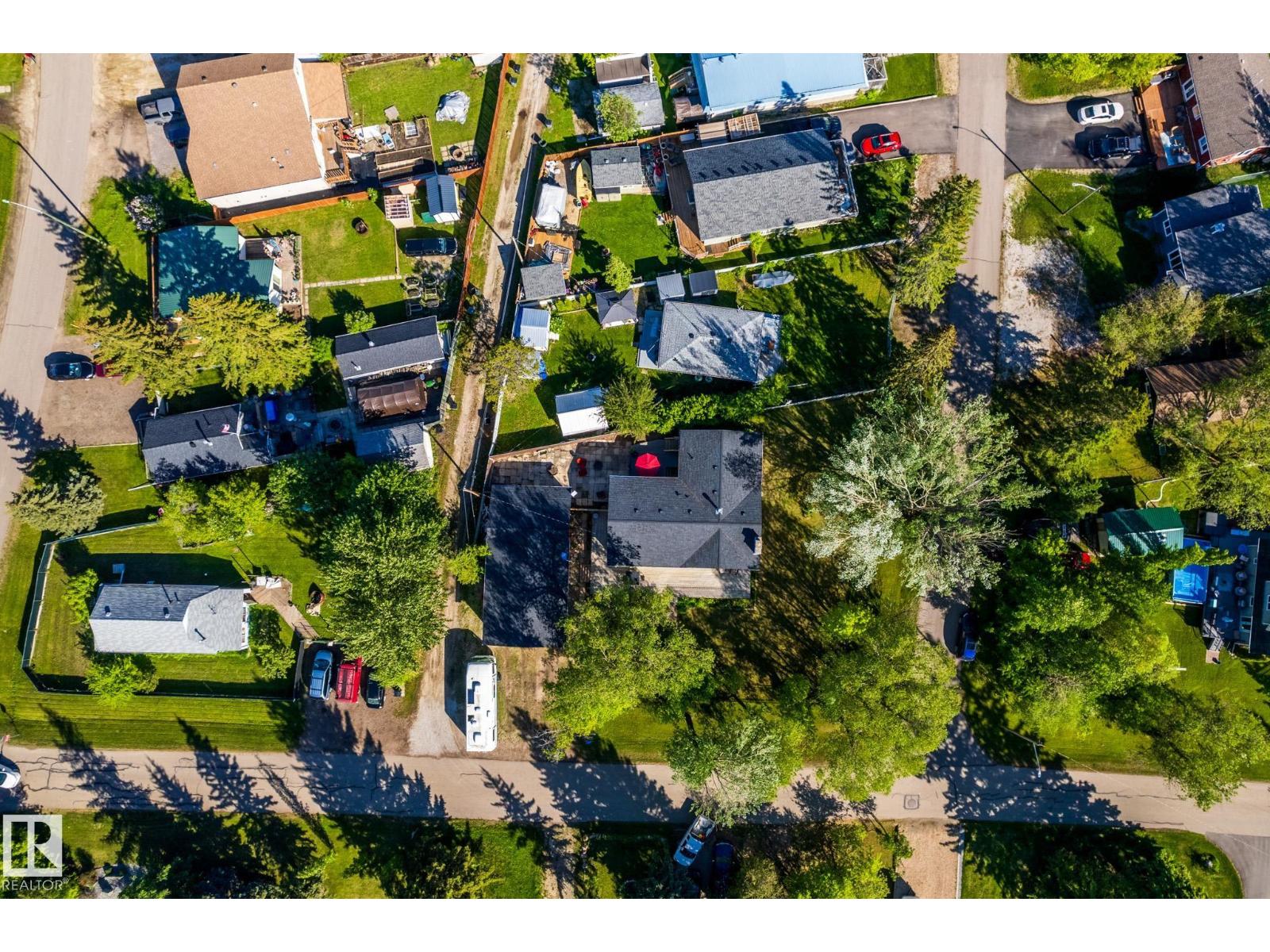 5115 49 Av Property Photo 60