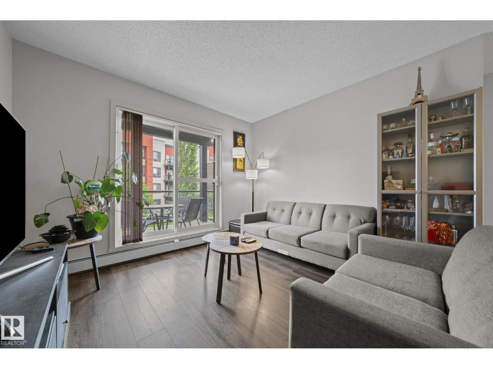 #207 320 Ambleside Li Sw Property Photo 15